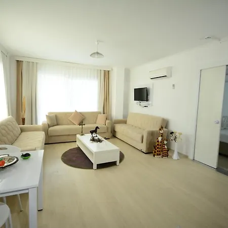 Hun Club Hotel apartamentowy 2*