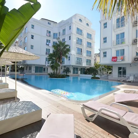 Hun Club Hotel apartamentowy